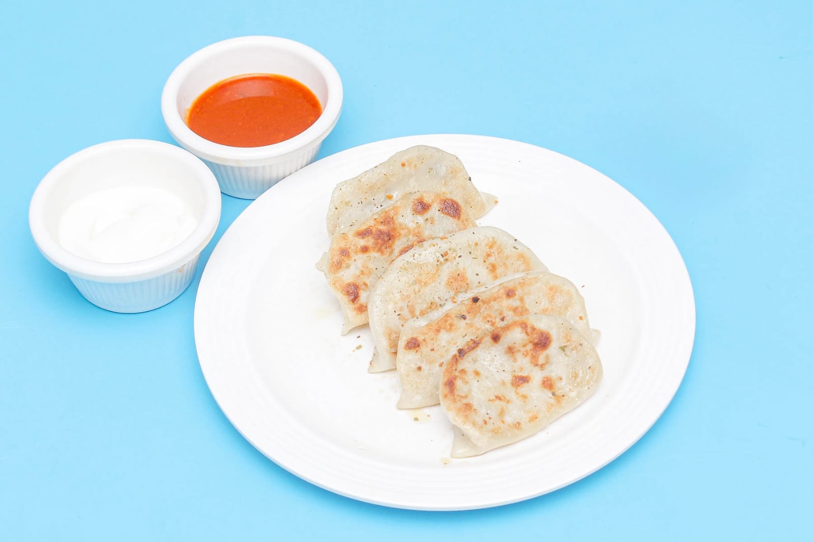 Momos